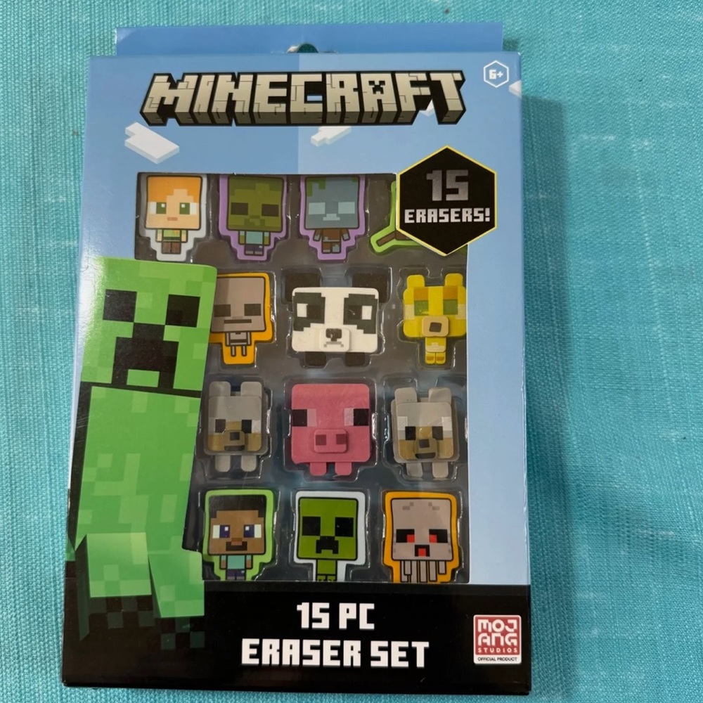 Brand new in box -Minecraft 15 piece eraser set